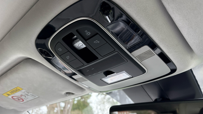 Hyundai SANTA FE 1.6 TGDi Plug-in Hybrid Ultimate 5dr 4WD Auto Estate